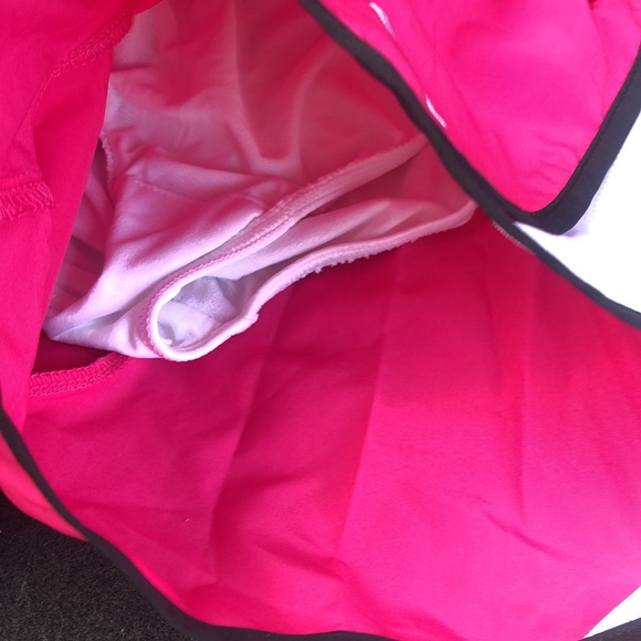 Shorts - Picture 4 of 4